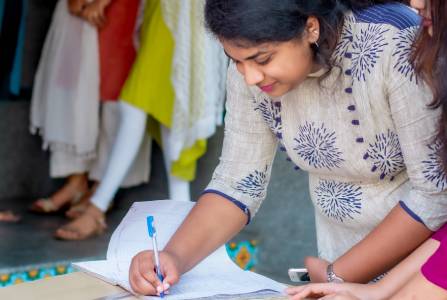 Working women staying in a safe and comfortable hostel in Chennai